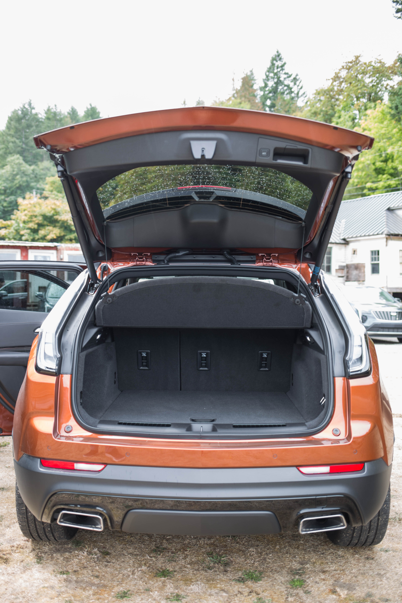 Illustration for article titled The 2019 Cadillac XT4 Tries Really Hard to Be a Fun Car